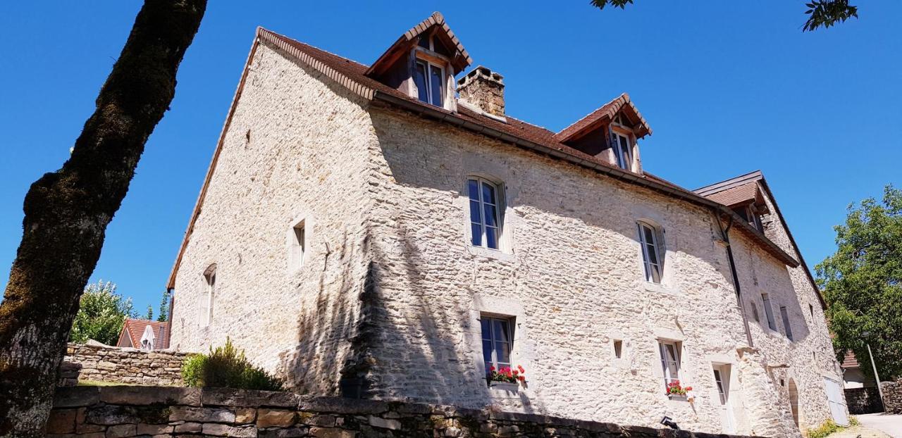 Bed and Breakfast La Tour Charlemagne Château-Chalon Esterno foto
